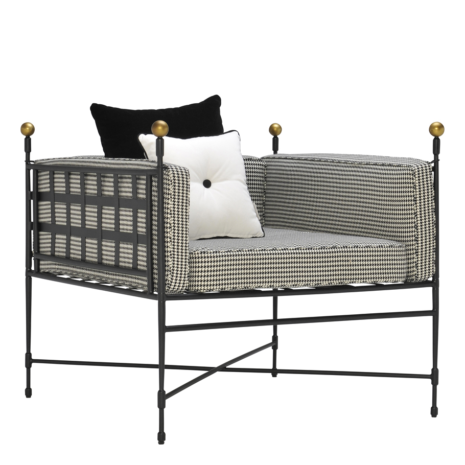 AMALFI TUXEDO LOUNGE CHAIR - JANUS et Cie