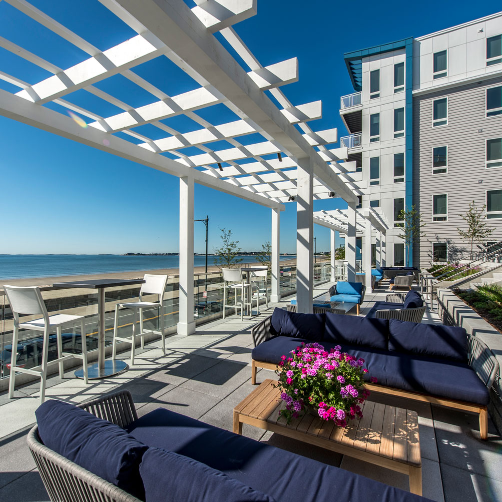 Beach House Revere, MA — JANUS et Cie