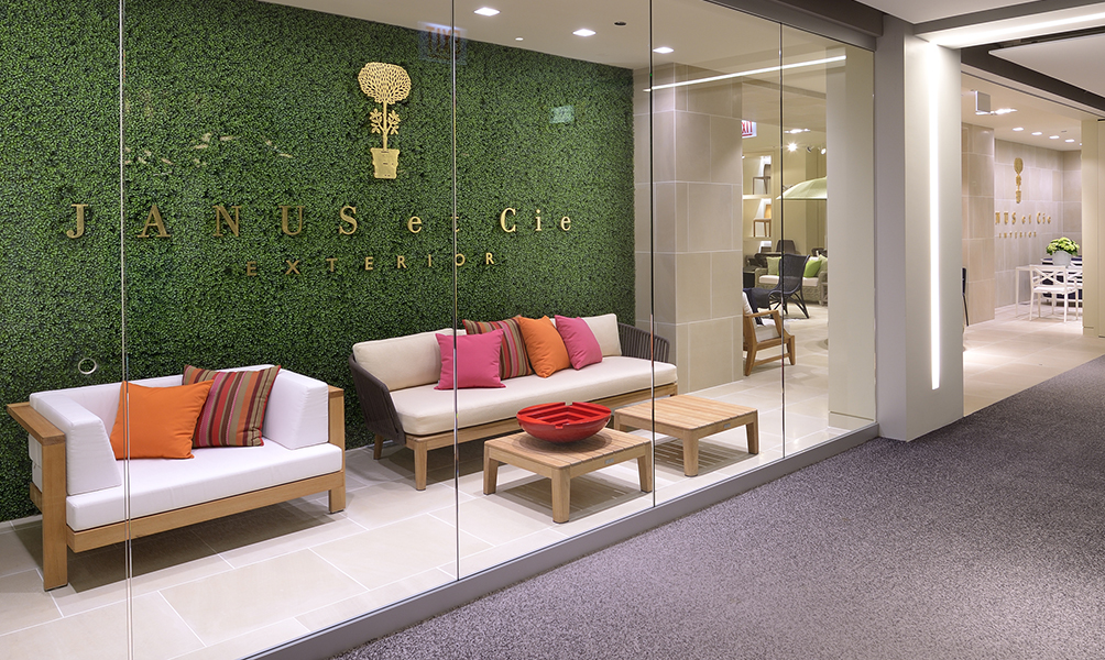 CHICAGO SHOWROOM