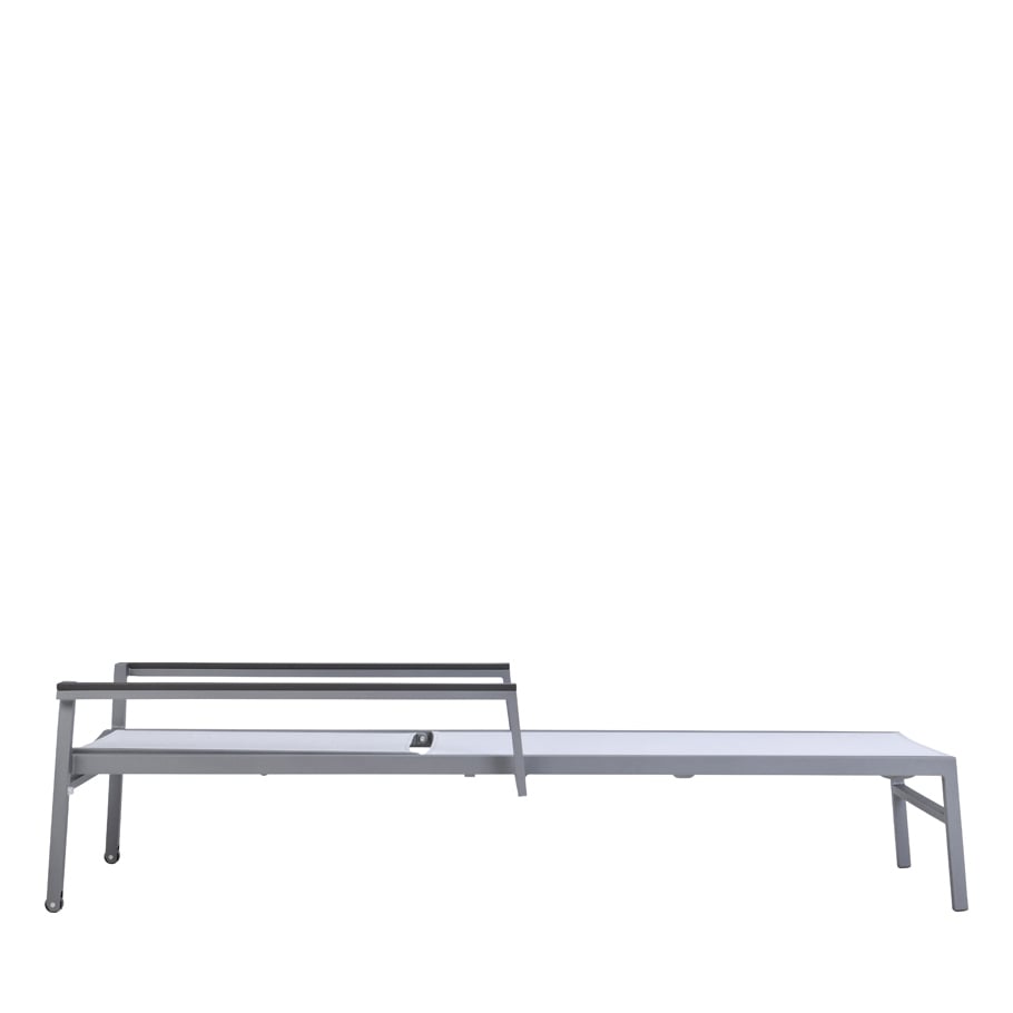 DUO STACKABLE MESH CHAISE LOUNGE WITH ARMS JANUS et Cie