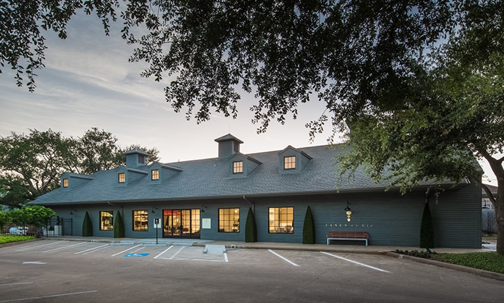 HOUSTON SHOWROOM