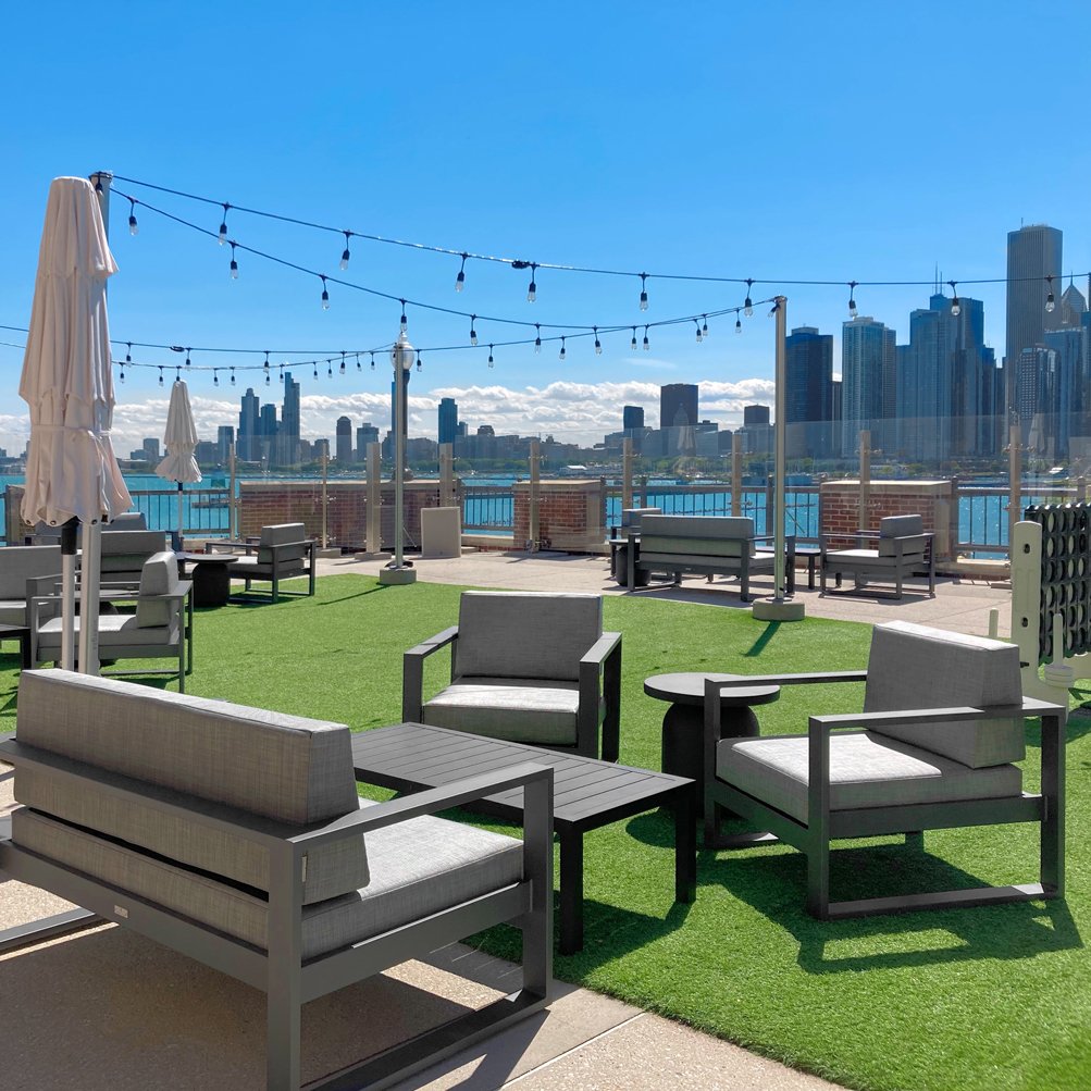 Image Slideshow Image: OffshoreAtSableHotelAtNavyPier Chicago IL 01