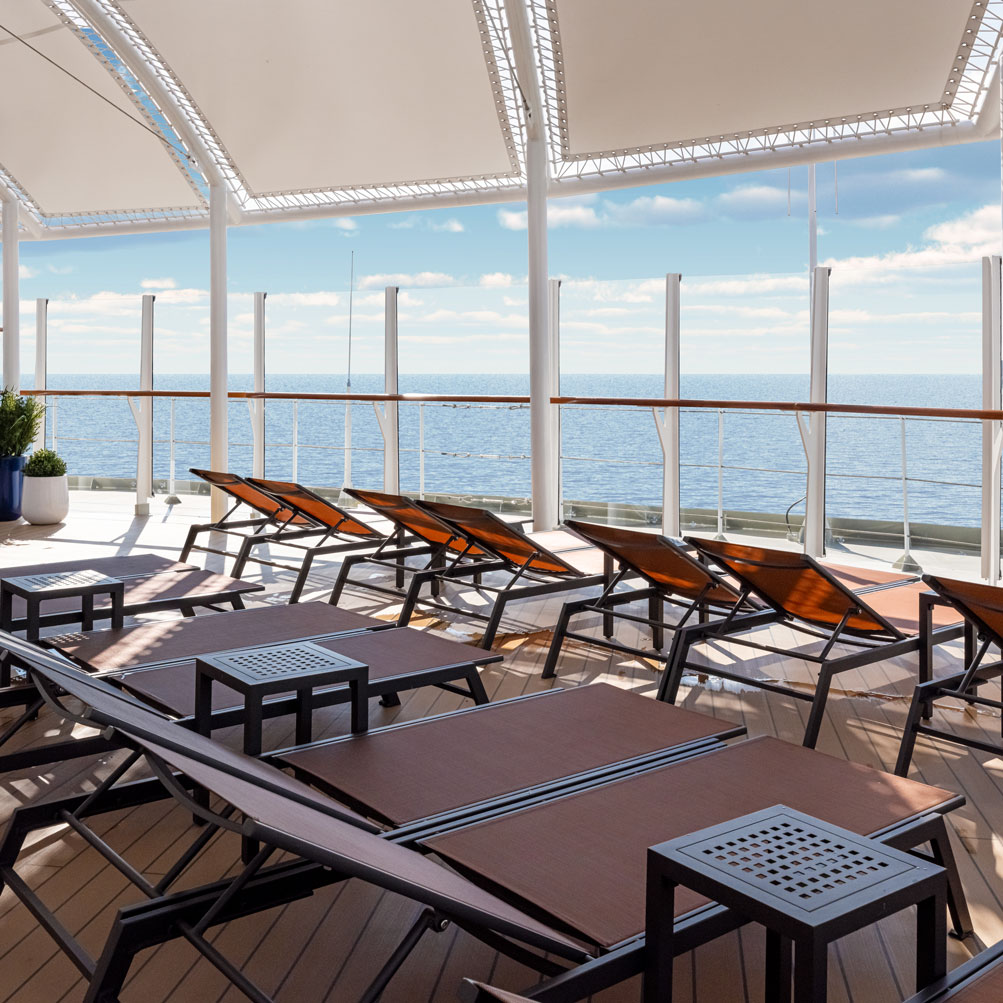 Image Slideshow Image: print Janus et Cie Cunard Queen Anne 2025 marine interior images 04