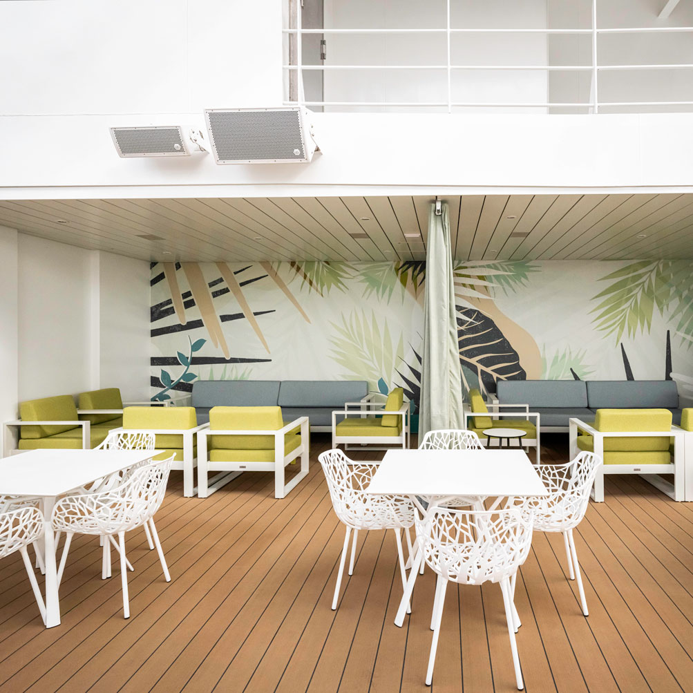 Image Slideshow Image: print Janus et Cie RCCL ICON of the SEAS 2024 marine interior images 02